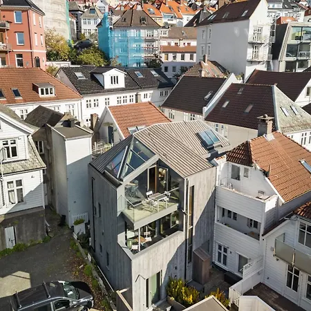 Bryggen Penthouse - Terrace & View